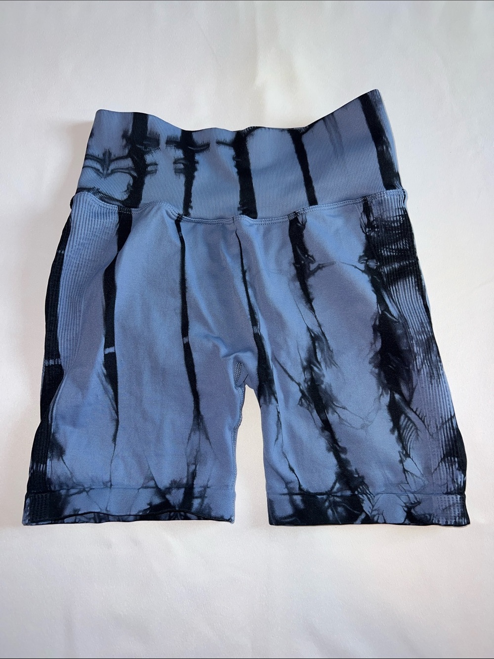 Source Unknown Tie-Dye High-Waist Athletic Bike Shorts - Blue & Black